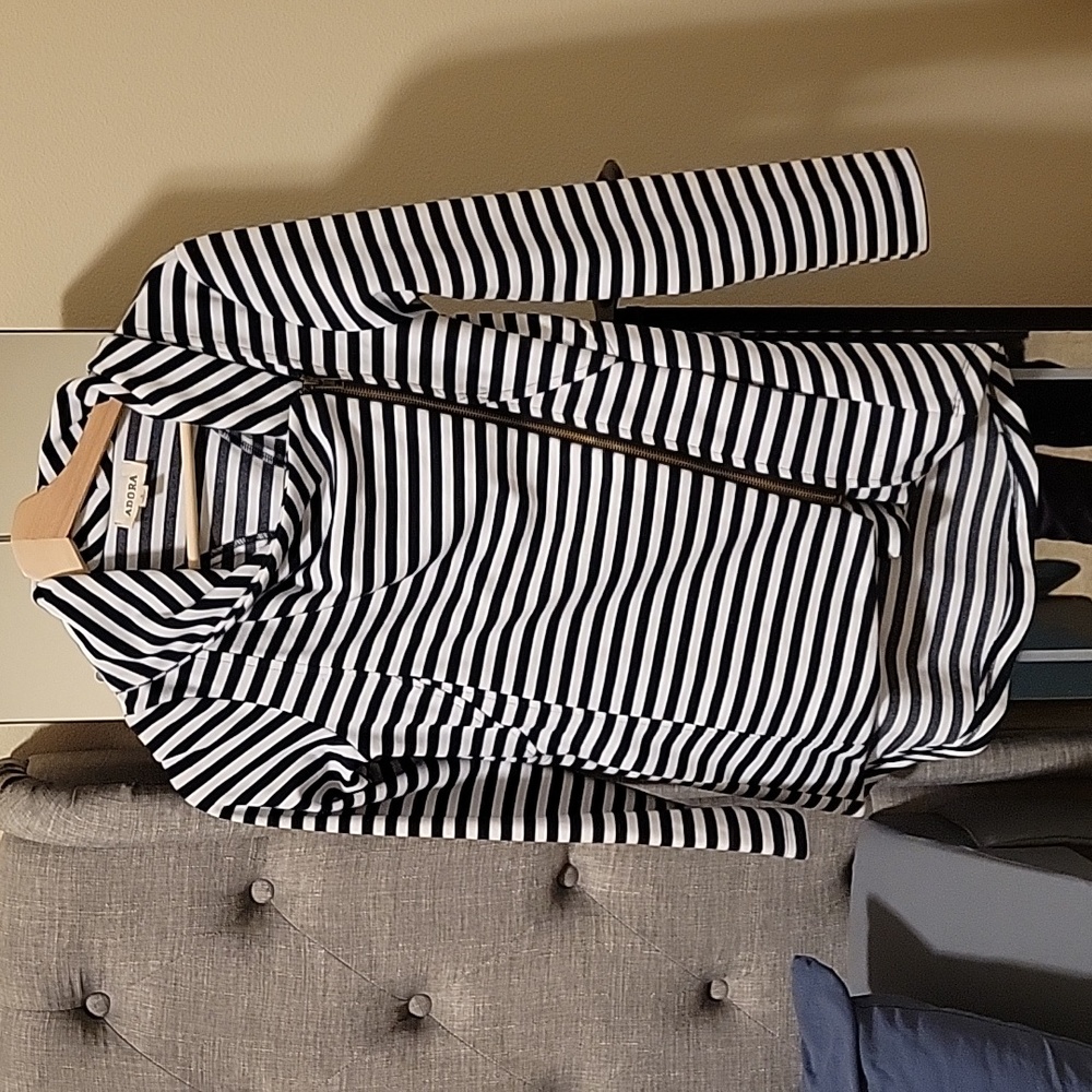 Small adora black and white stripe cross zip jacket